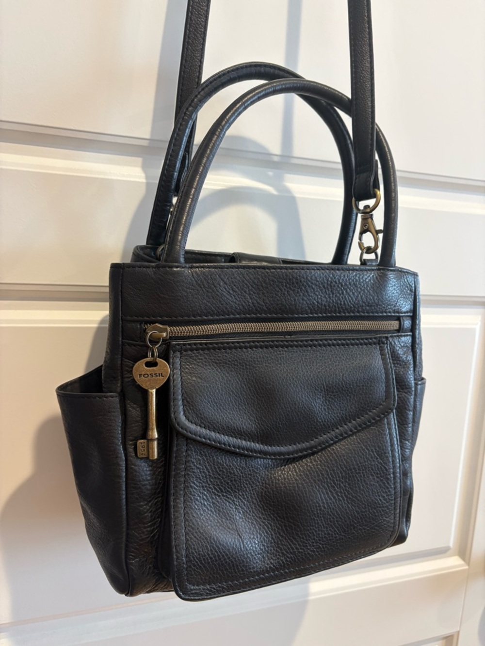 Fossil Black Pebbled Leather Crossbody Bag with Key Charm